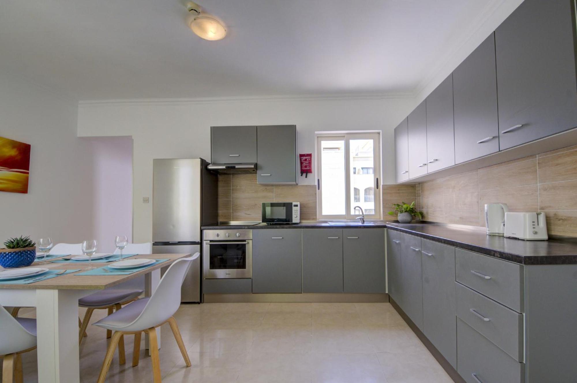 St Julian'S Unique 3-Bedroom Apartments Sleeps 9-10 Saint Julian's Екстер'єр фото